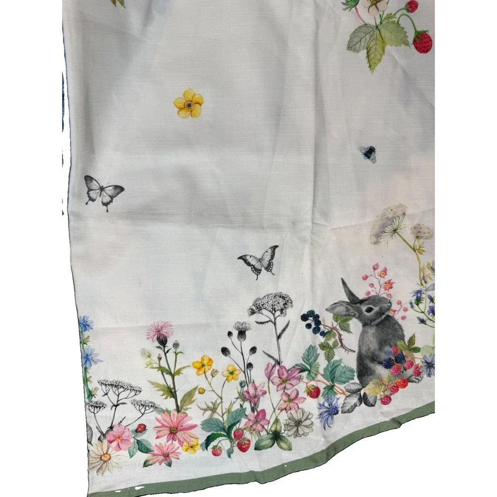Spring Bunny Rabbit Wildflower Round Tablecloth Cottagecore Floral Wreath Berry